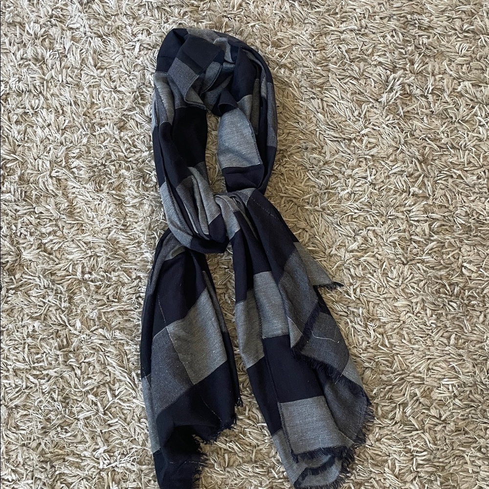 Black and Gray Checkered Scarf